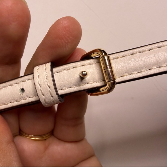 Coach Signature Tan Beige Crossbody Bag with golden hardware - Picture 7 of 14